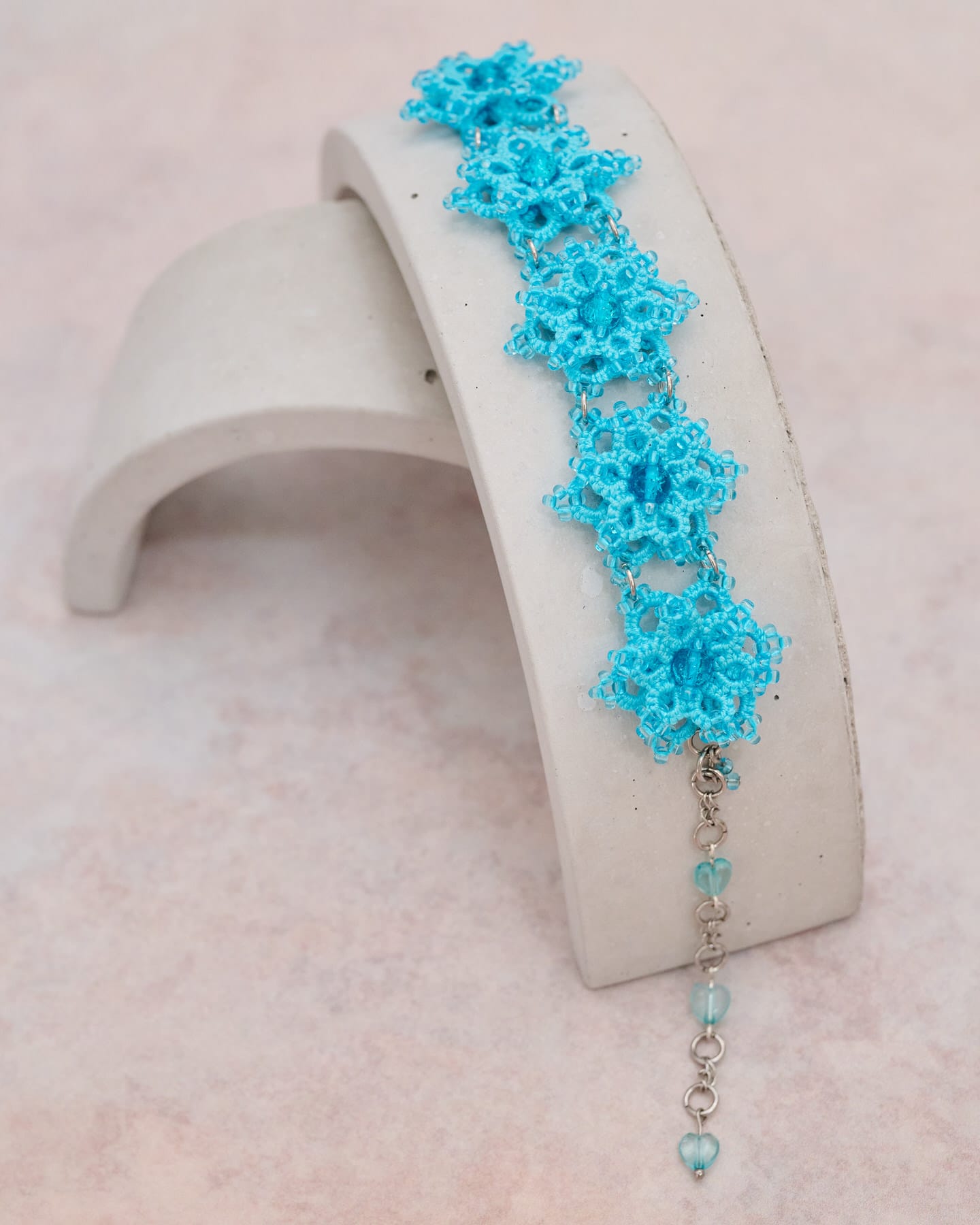 Wedding gifts 35 rdedcamera wedding gifts bracelets 003